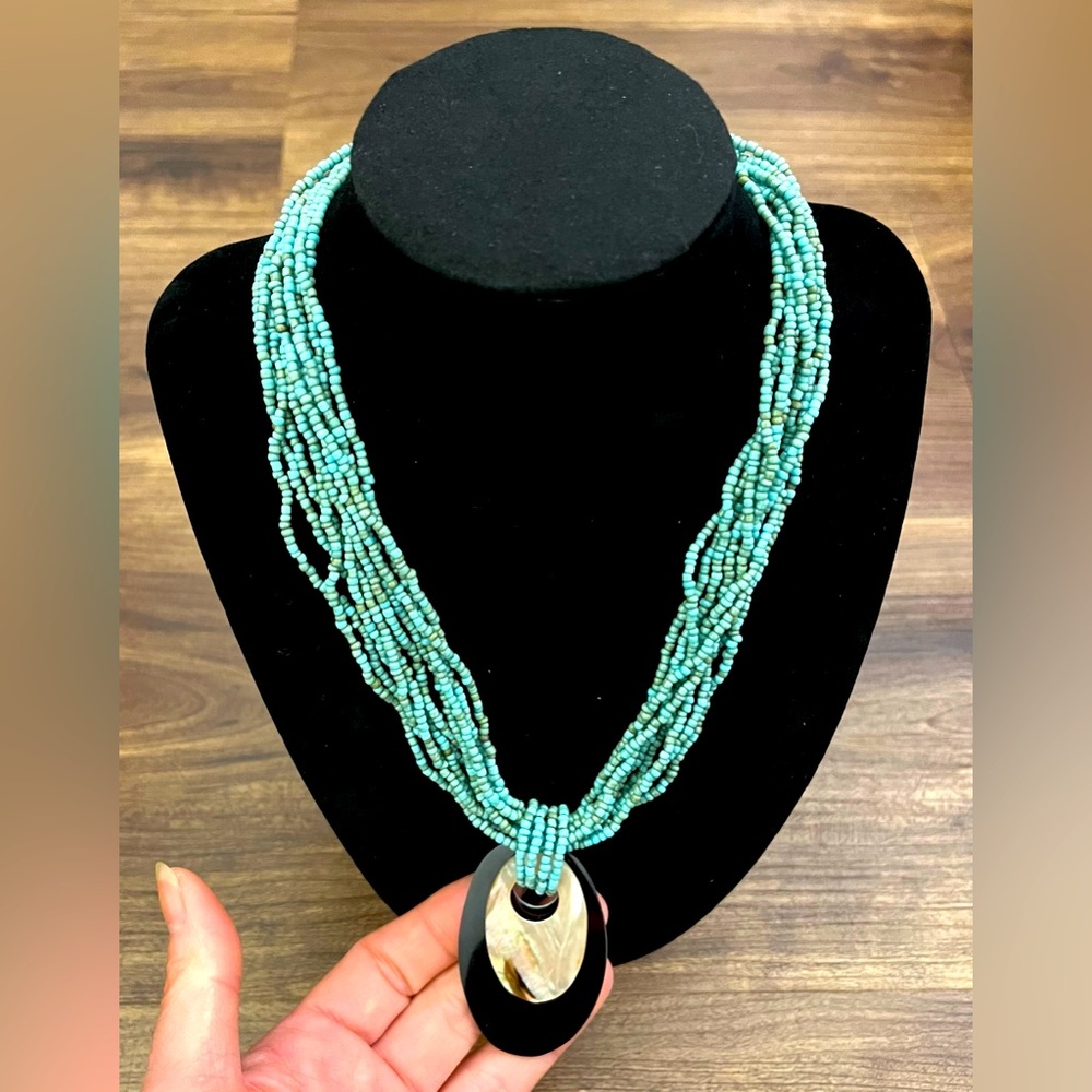 Beautiful Shell Necklace - So Unique!